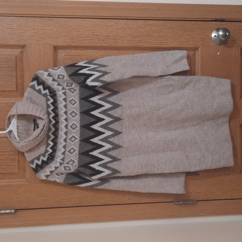 EXPRESS WOMEN SWEATER